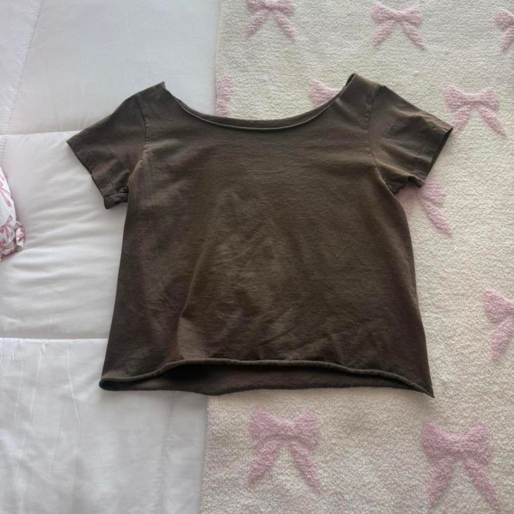 chocolate brown brandy melville off the shoulder top